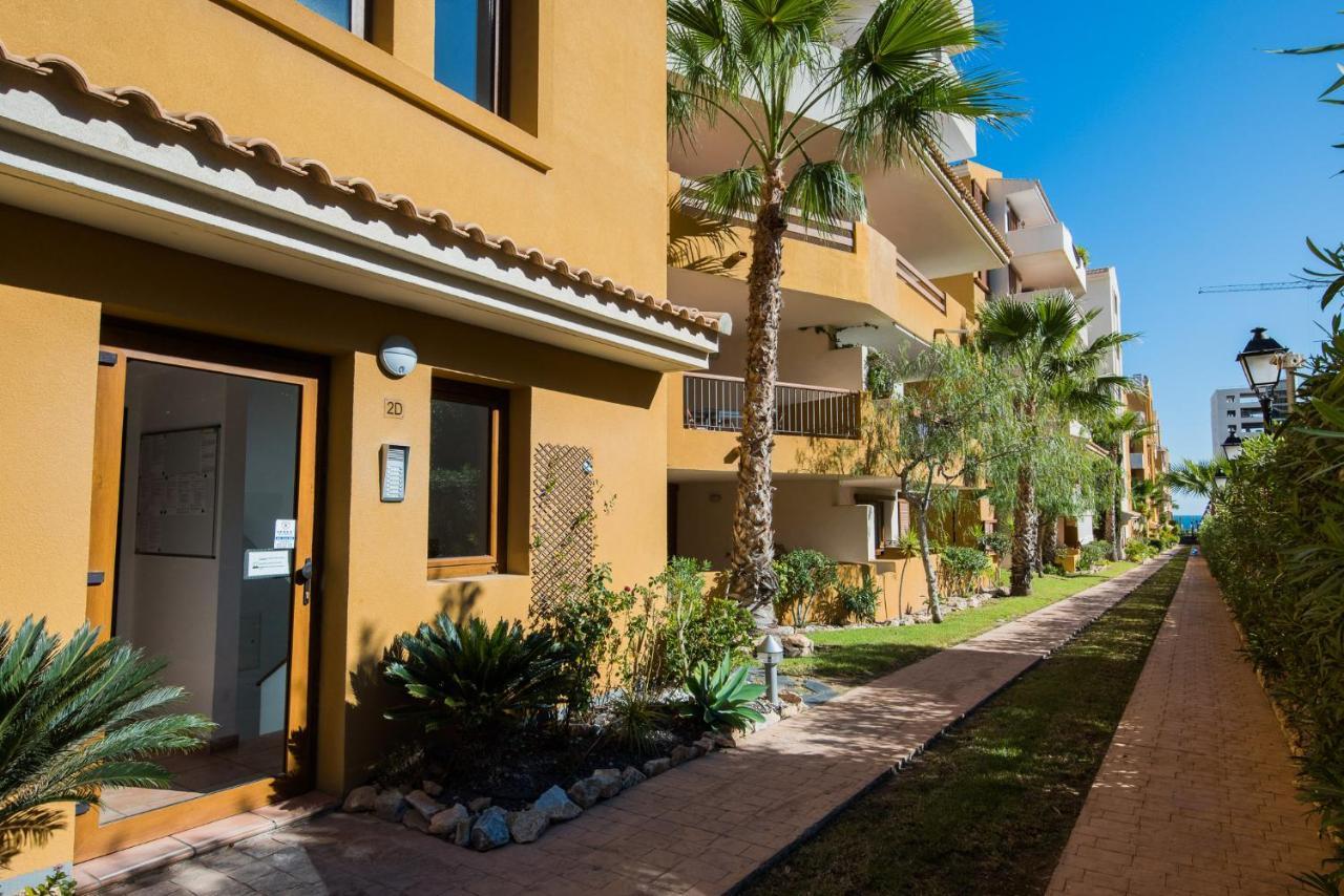 Apartament Paraiso Del Sol ตอร์เรเวียคา ภายนอก รูปภาพ