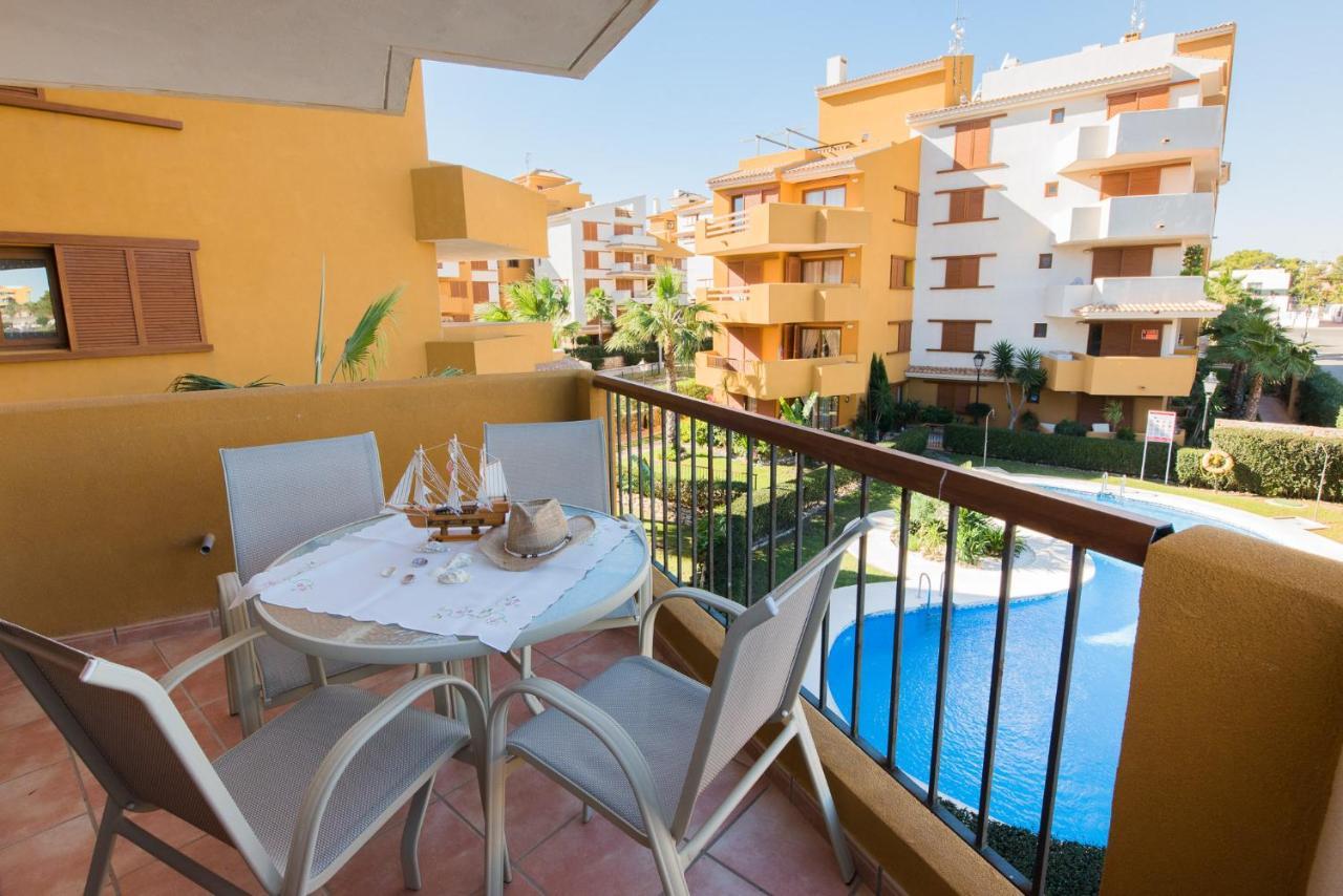 Apartament Paraiso Del Sol ตอร์เรเวียคา ภายนอก รูปภาพ