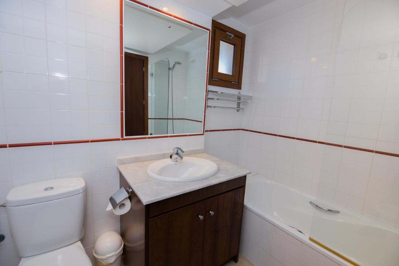 Apartament Paraiso Del Sol ตอร์เรเวียคา ภายนอก รูปภาพ
